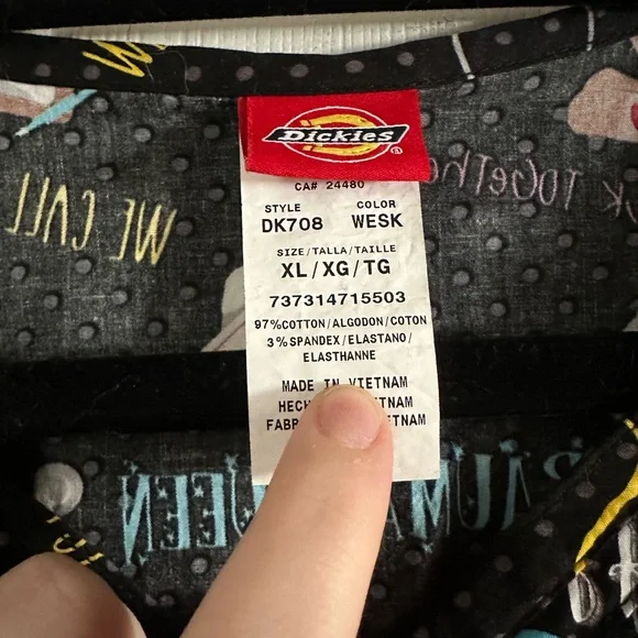 Scrub Top - Picture 3 of 3